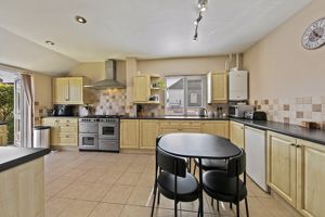 Kitchen- click for photo gallery